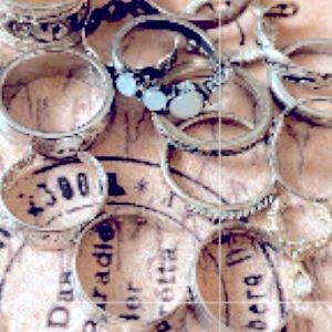 Bundle of Fashion Rings Mystery